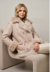 Curly Lammfell Wendejacke Beige – Doppelseitiger Luxus