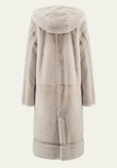 Damen Lammfellmantel Creme-Beige mit Kapuze – Modell 1053