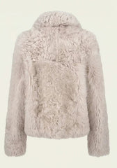 Luxuriöse Curly Lammfelljacke in Creme-Beige Modell 1043