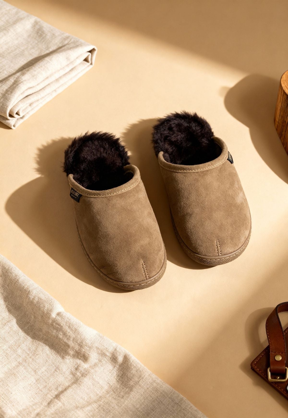 Men's Lambskin Slippers made of Suede – Merino Comfort & Non-slip Sole