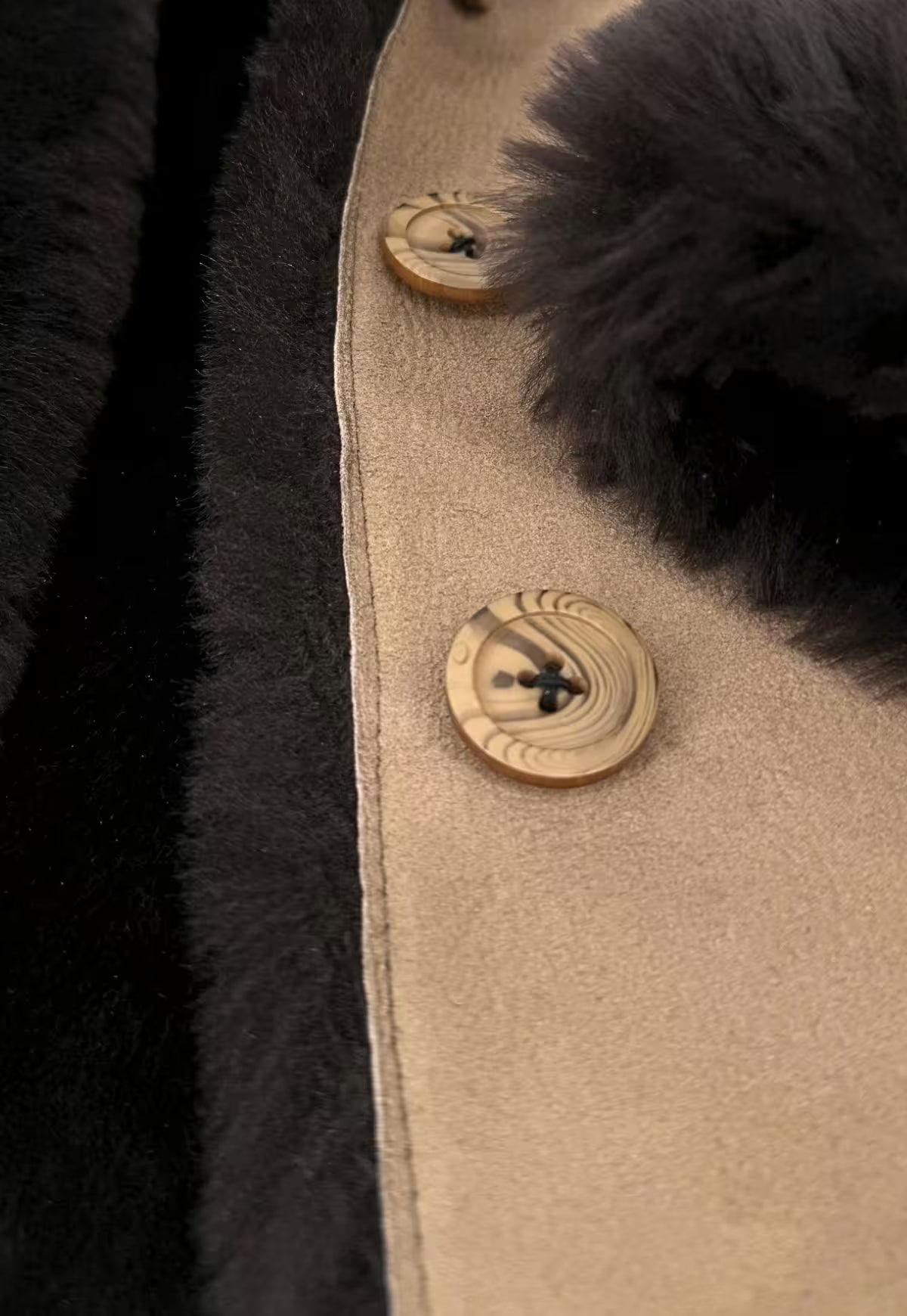 Lambskin Jacket Snowflakes – Natural Warmth