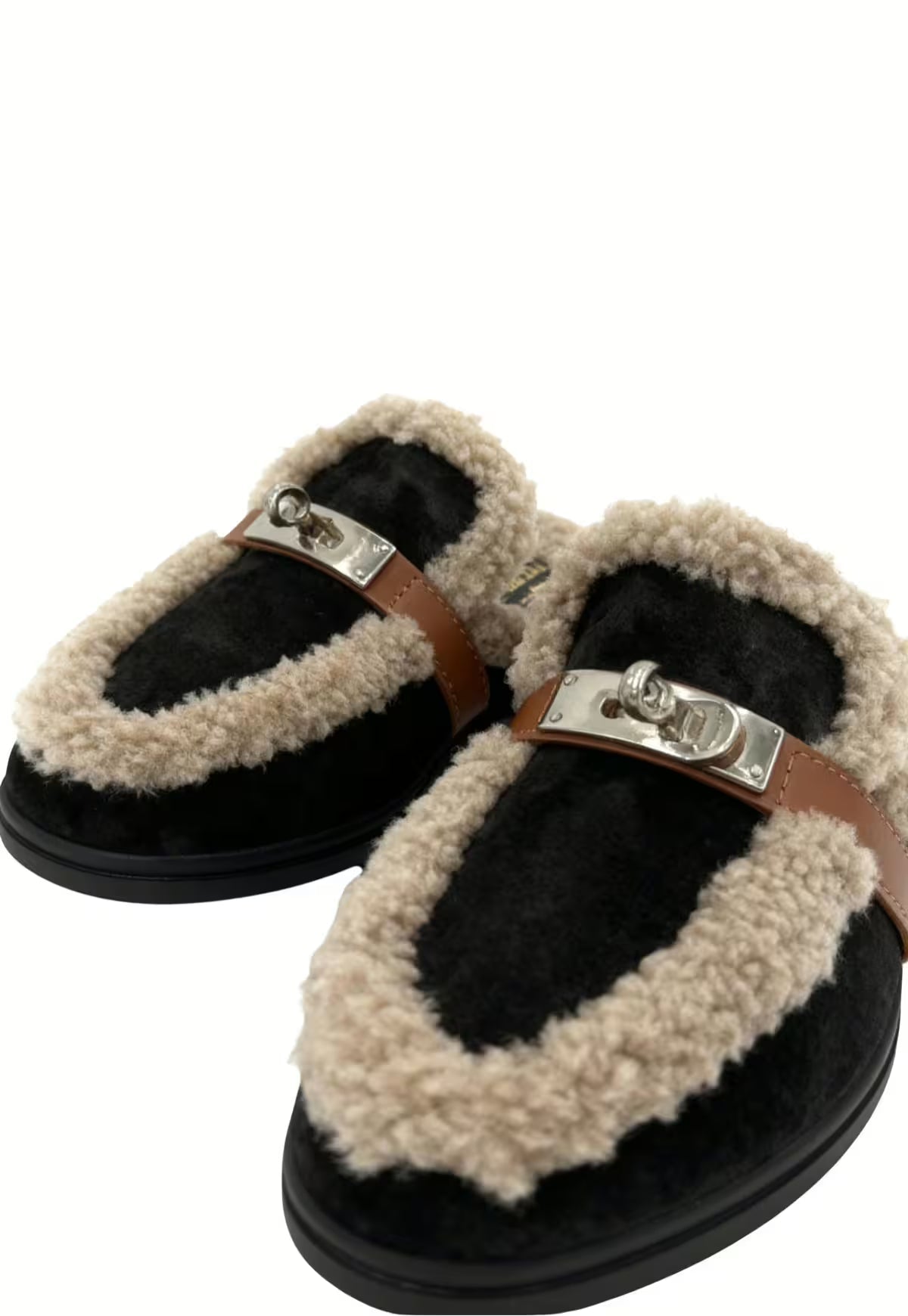 Siena Sheepskin Mules Black - Elegance meets coziness