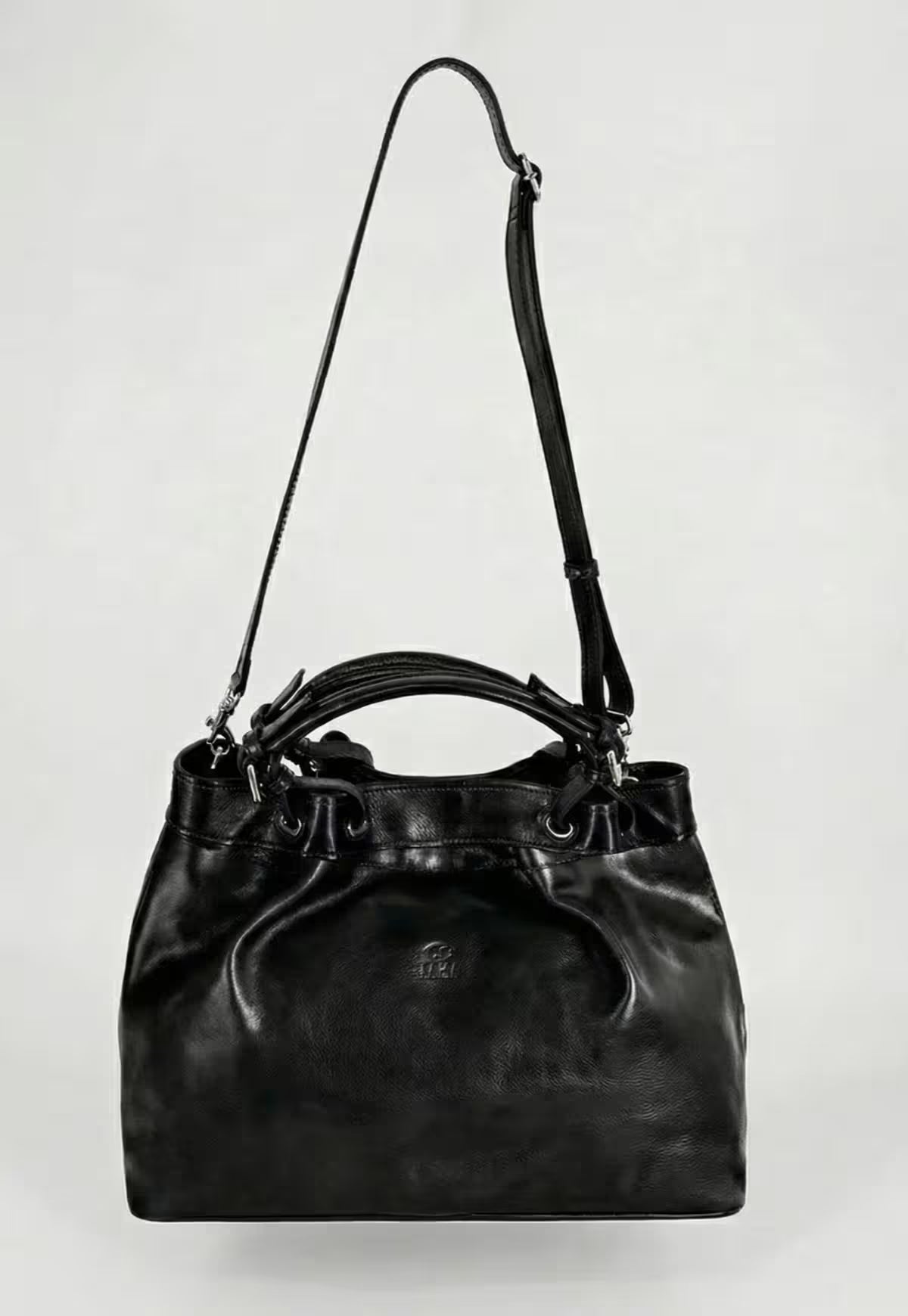 Luxury Leather Tote Handbag – The Iconic Black