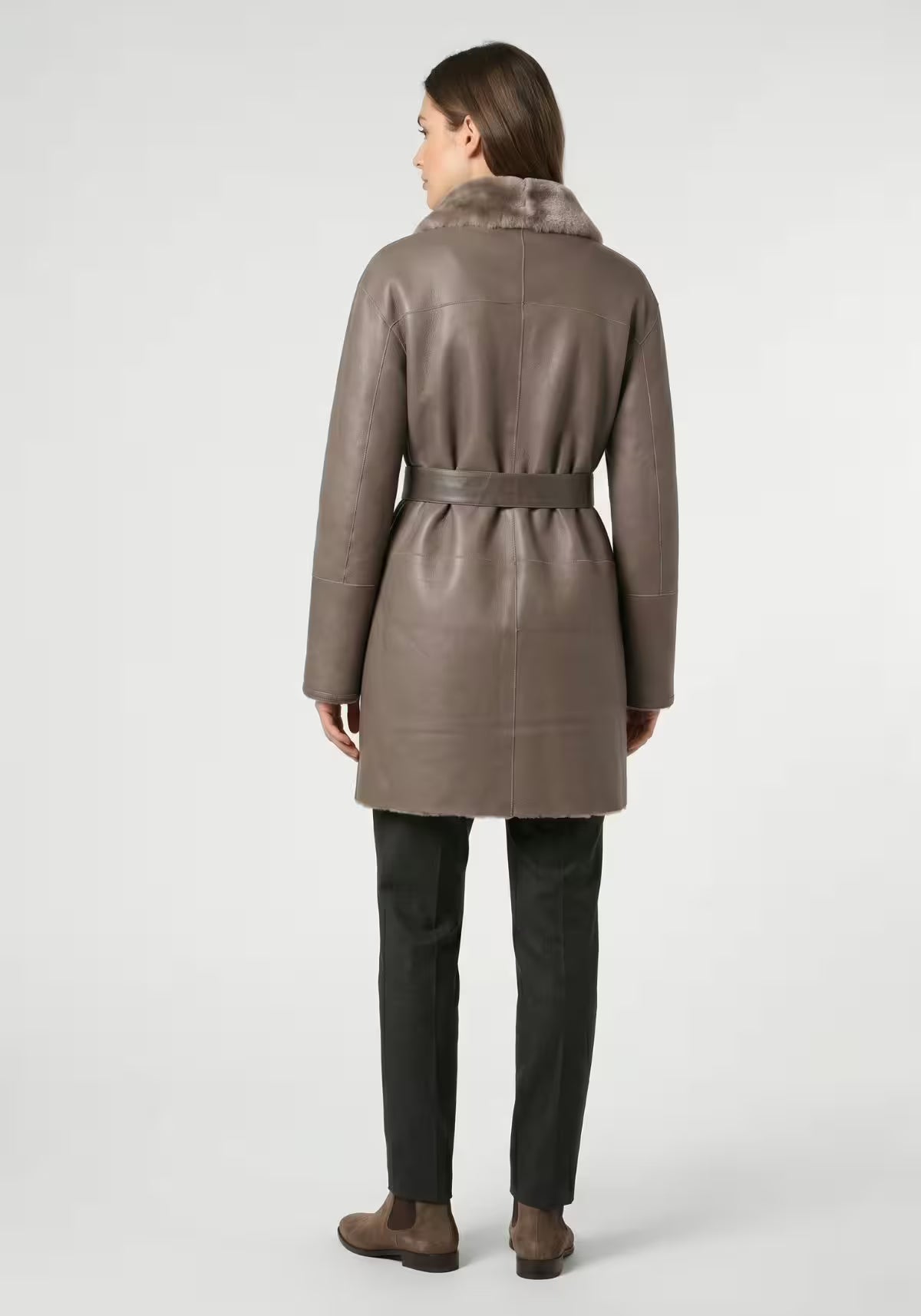 Exklusiver Merino Shearling Wendemantel Graubraun – Zwei Luxus-Looks in einem