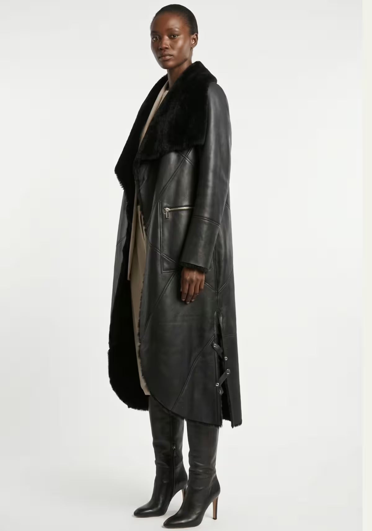 Exklusiver Shearling Wendemantel Schwarz – Abnehmbarer Curly-Fellkragen
