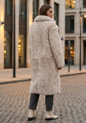 Curly Lammfellmantel Creme-Beige – Damen Luxusmantel Modell 1036