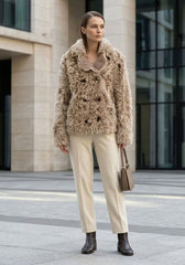 Curly Lammfell Wendejacke Cappuccino – Doppelseitiger Luxus
