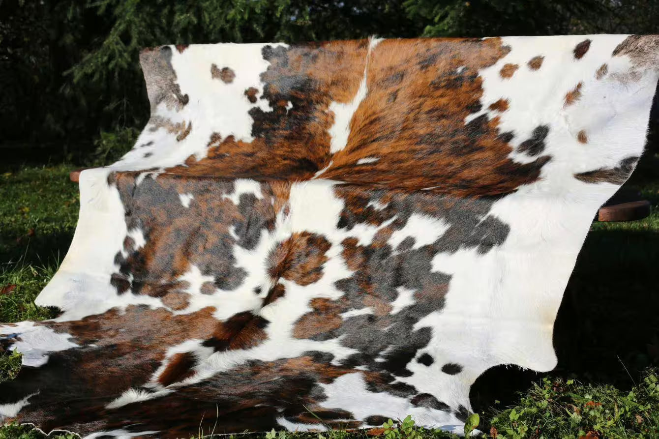 Cowhide Tricolor – Genuine South American Cowhide