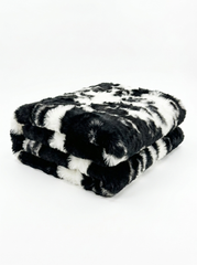 Toscana Lambskin Blanket Model 4 Black/White 205 x 160 cm
